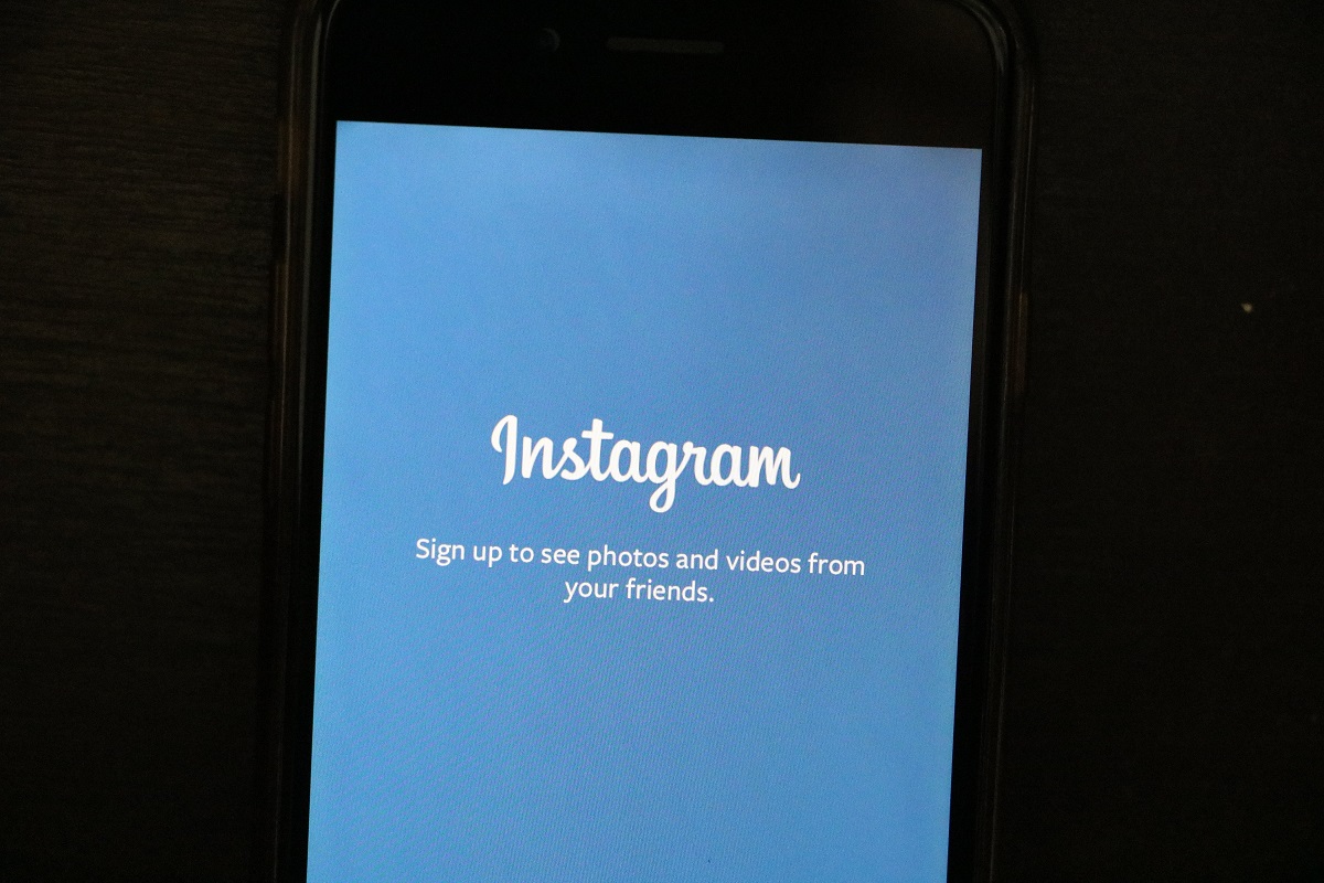 How to Prevent Instagram from Tracking Your Online Activities?
